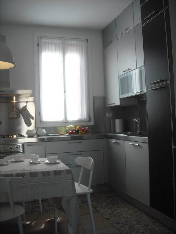 Appartamento Campo Ruga 314 Venedig Zimmer foto