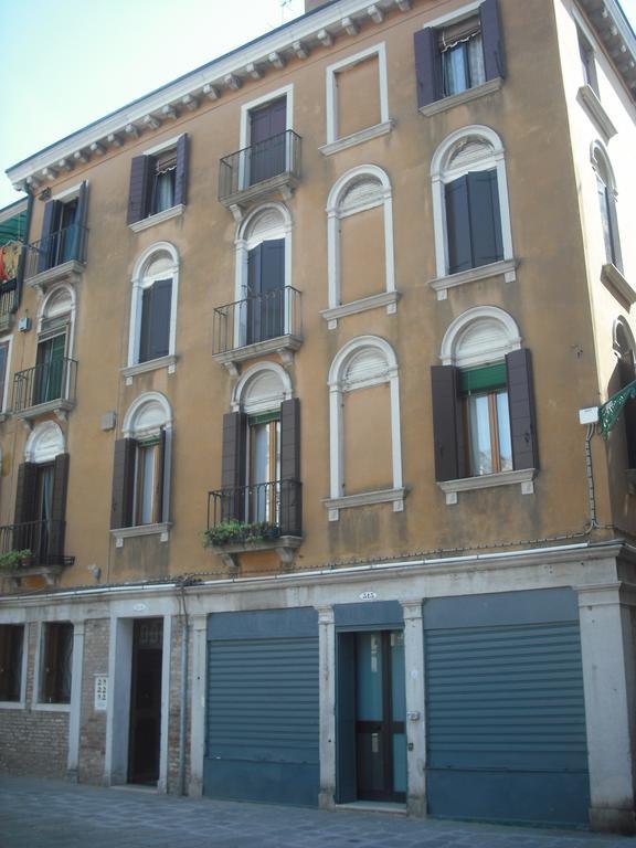 Appartamento Campo Ruga 314 Venedig Zimmer foto